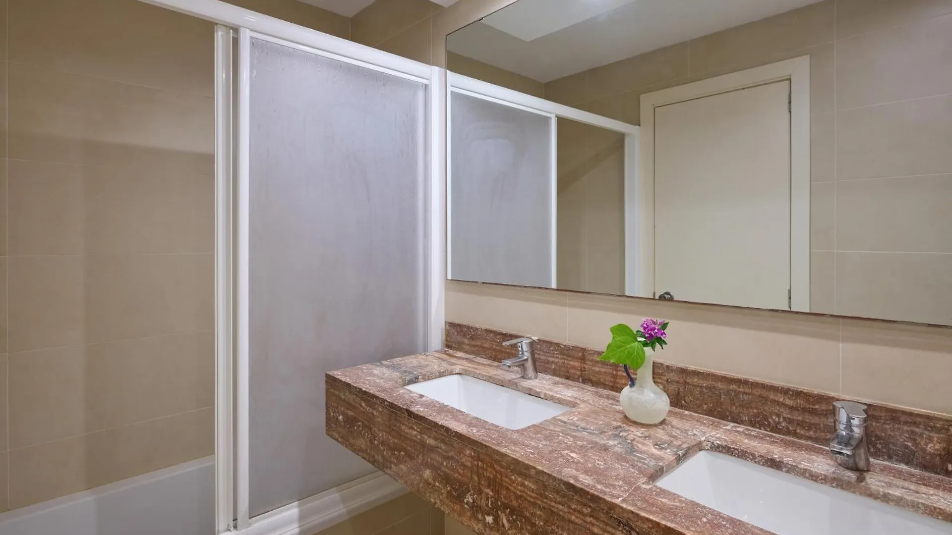 סנטני Sea Frontline Apartment 'Charo' Pool And Wifi 0*,